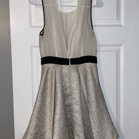 BCBG dress - Picture 4 of 4